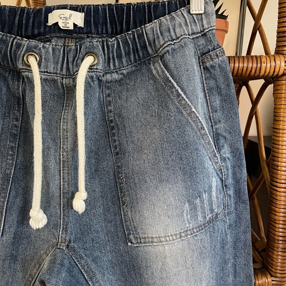 Slouchy Jeans - size small - Picture 2 of 4